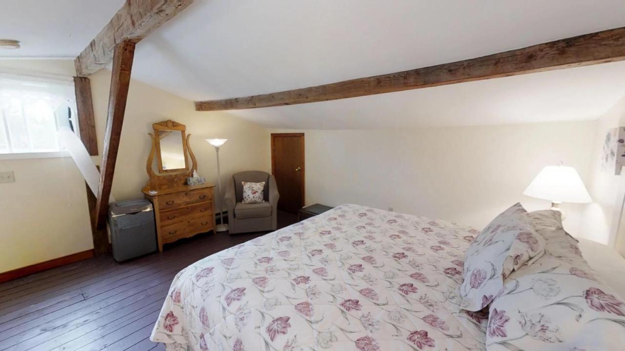 Bayview Pines Country Inn B&B Мехоун-Бей Екстер'єр фото