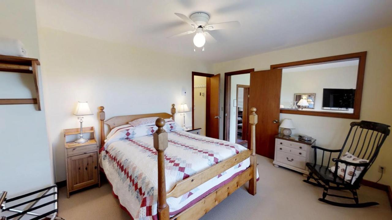 Bayview Pines Country Inn B&B Мехоун-Бей Екстер'єр фото